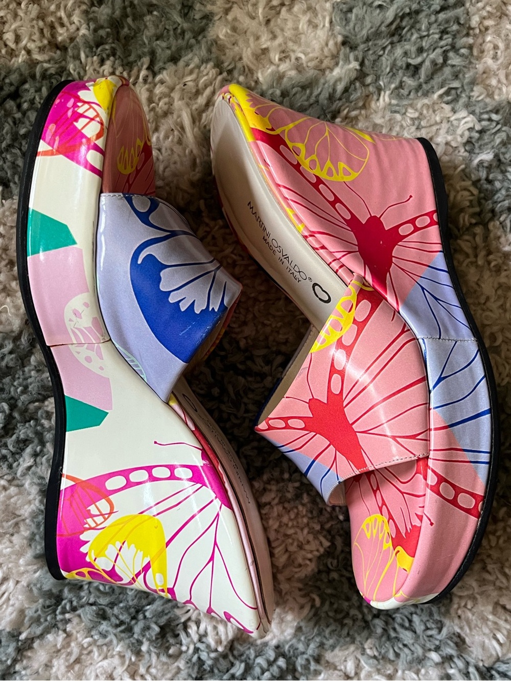 Martini Osvaldo butterfly print multicolor wedges